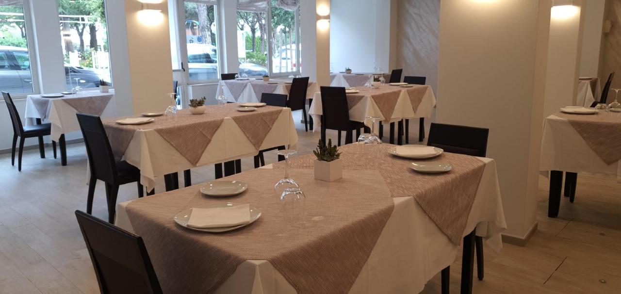 Miga Hotel Grado Centro מראה חיצוני תמונה